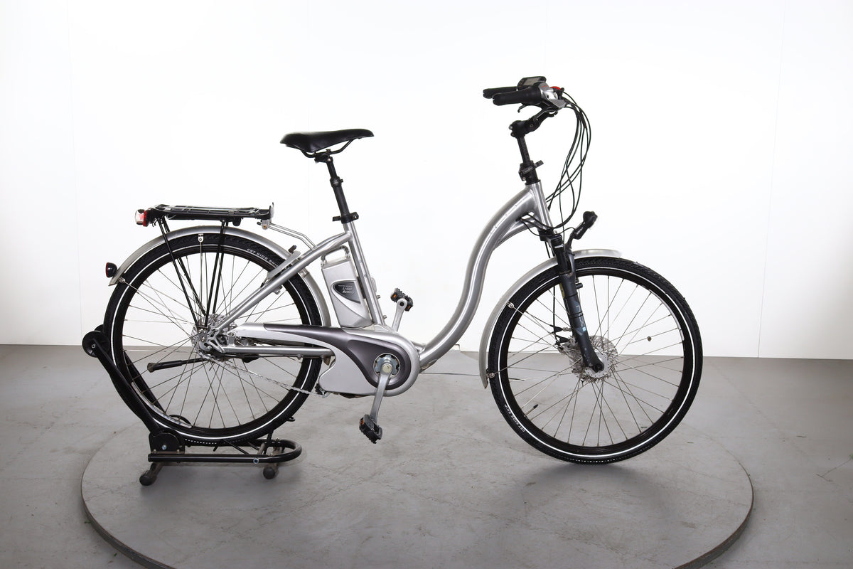 Flyer C-Series C5 Deluxe electric bike refurbished