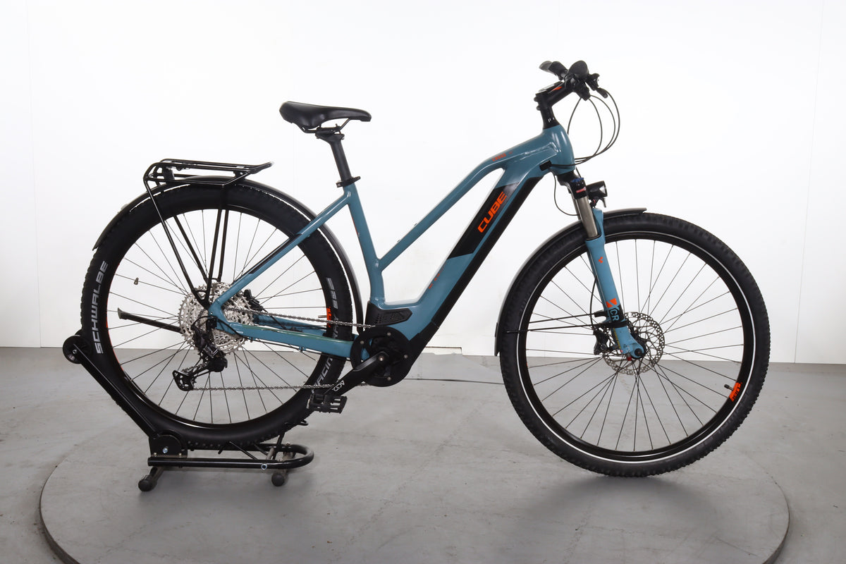 Cube Cross Hybrid Race Allroad electric bike refurbished