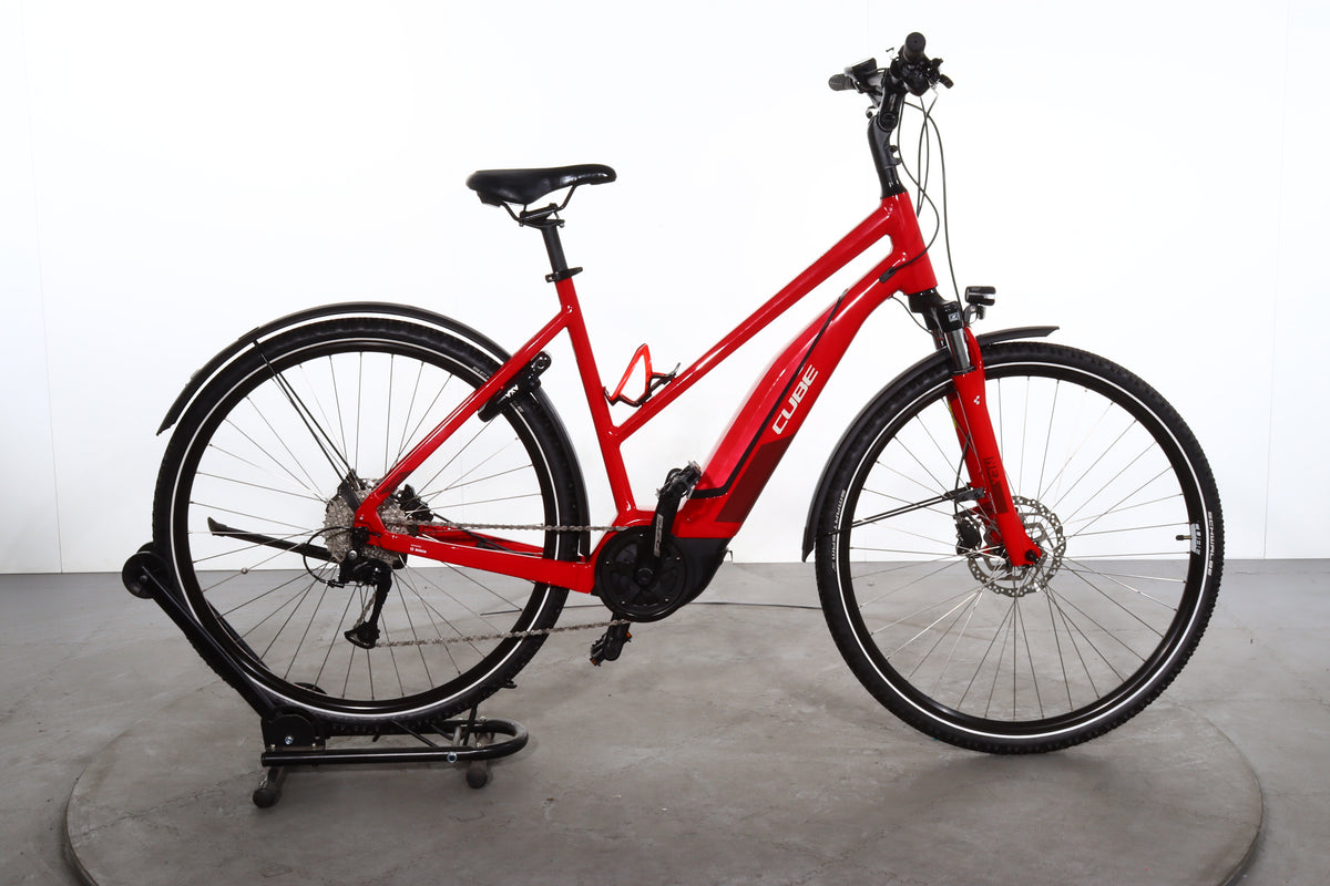 bicycle cube nature hybrid one