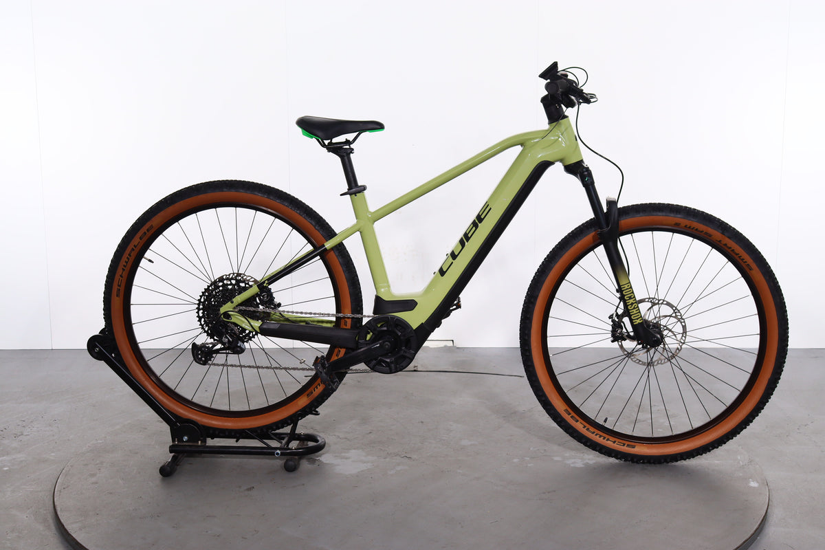 E Bike Vtt Cube Reaction Hybrid Race 625 Vtt Electrique Homme Cube