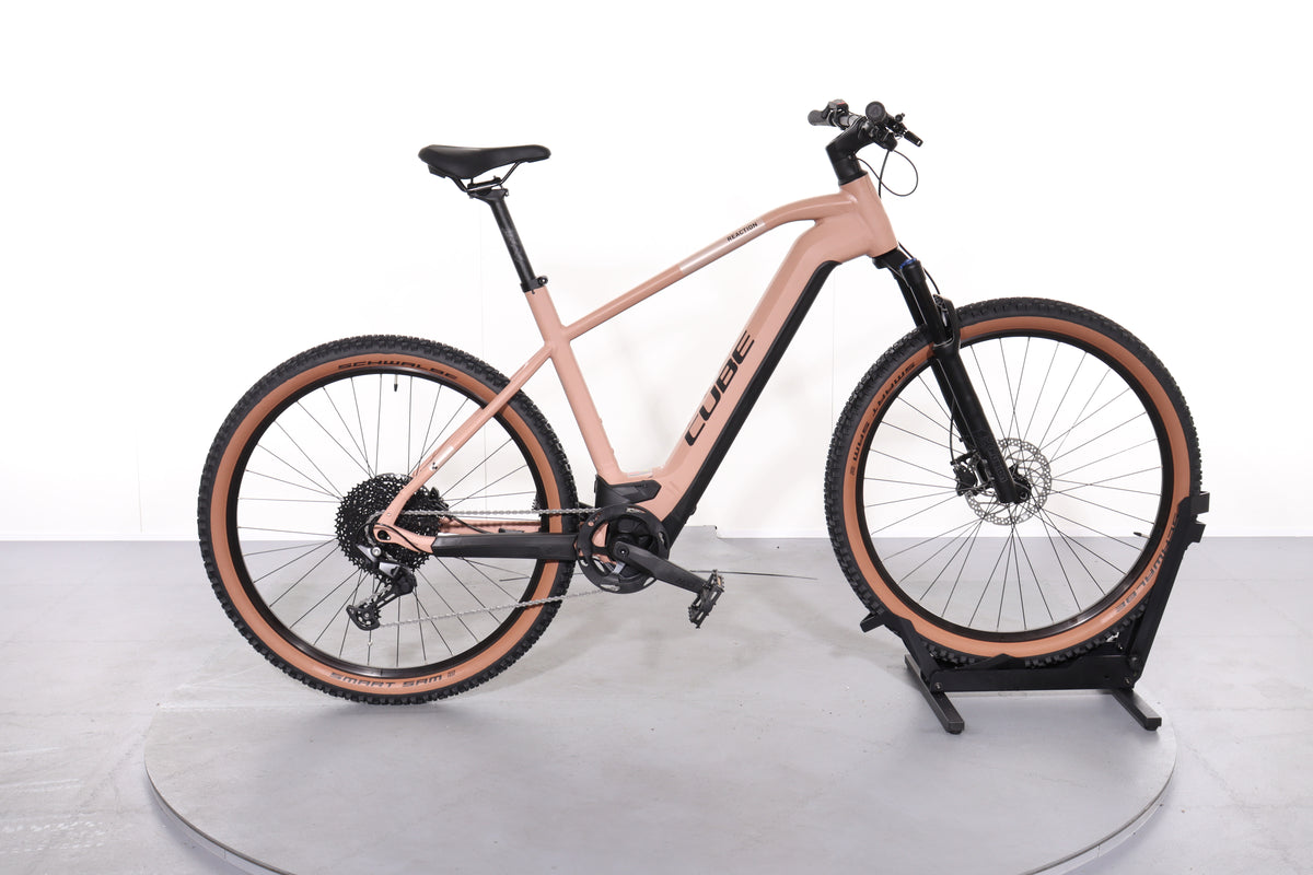 e bike cube reaction hybrid race 625 Electric bike Cube Reaction Hybrid Pro 625 2023 refurbished