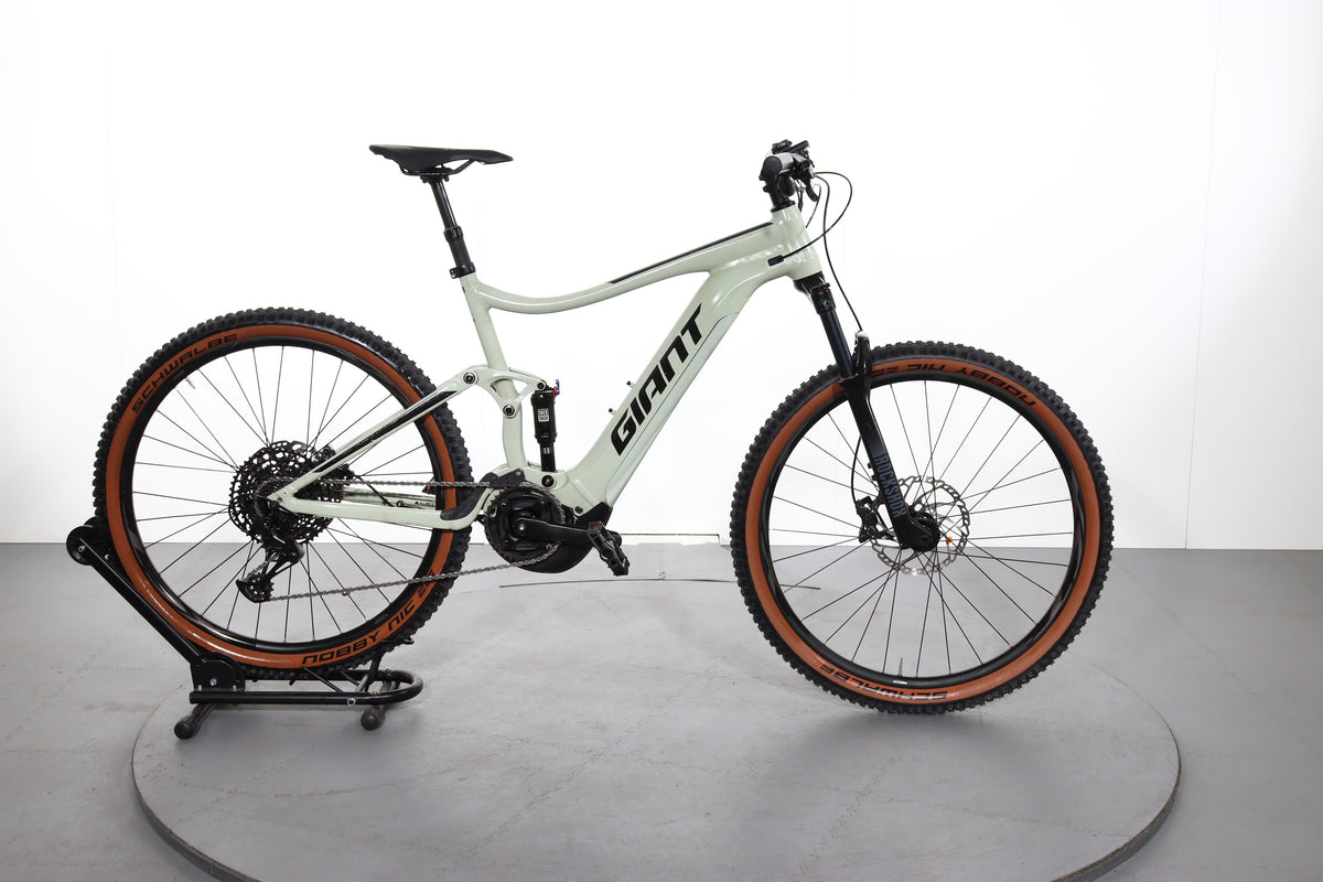 Electric Bike Giant 625 Giant Stance E+ EX 625 Rafmagnshjól – Kuldi