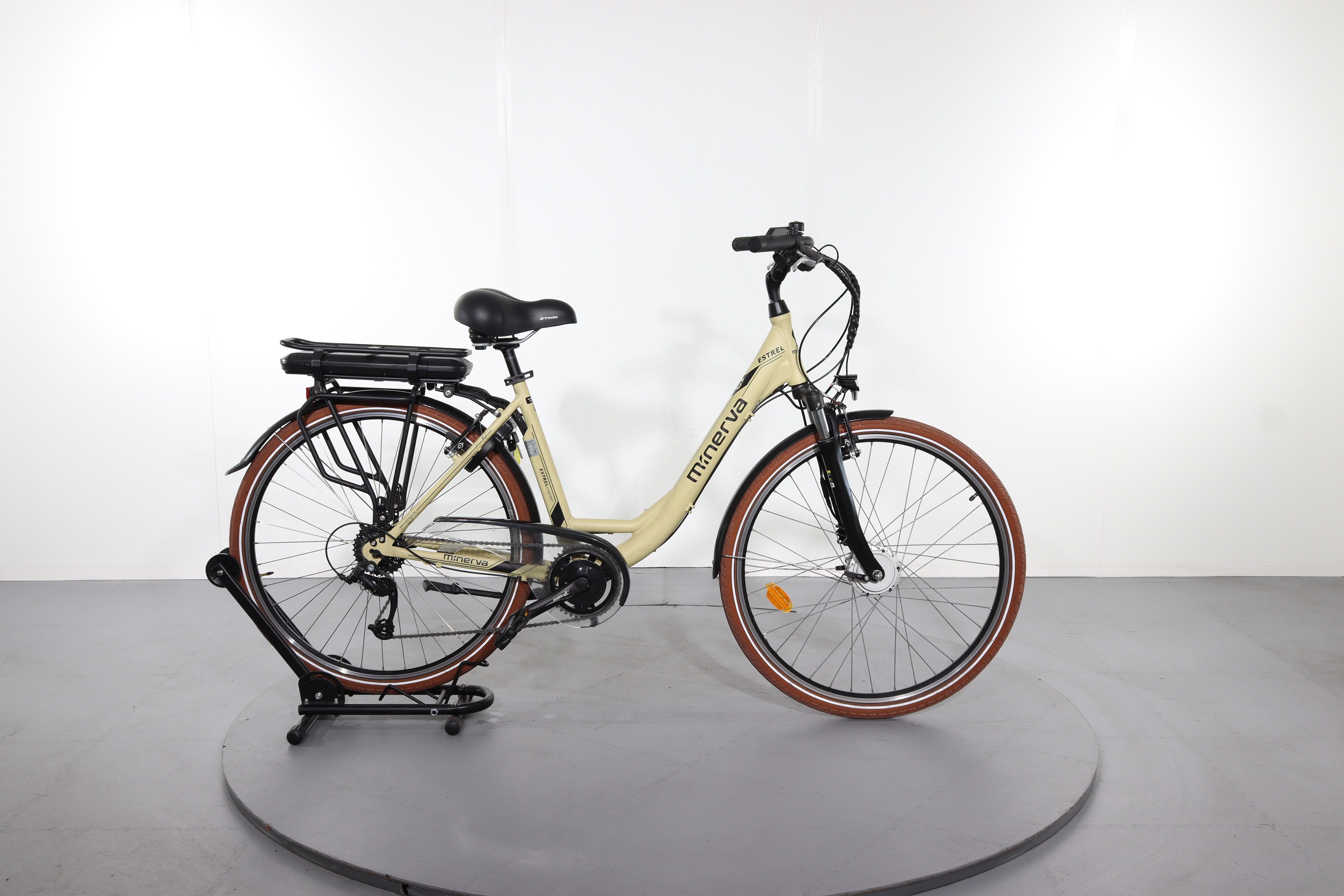 Vélo électrique Minerva Estrel Comfort reconditionné Upway