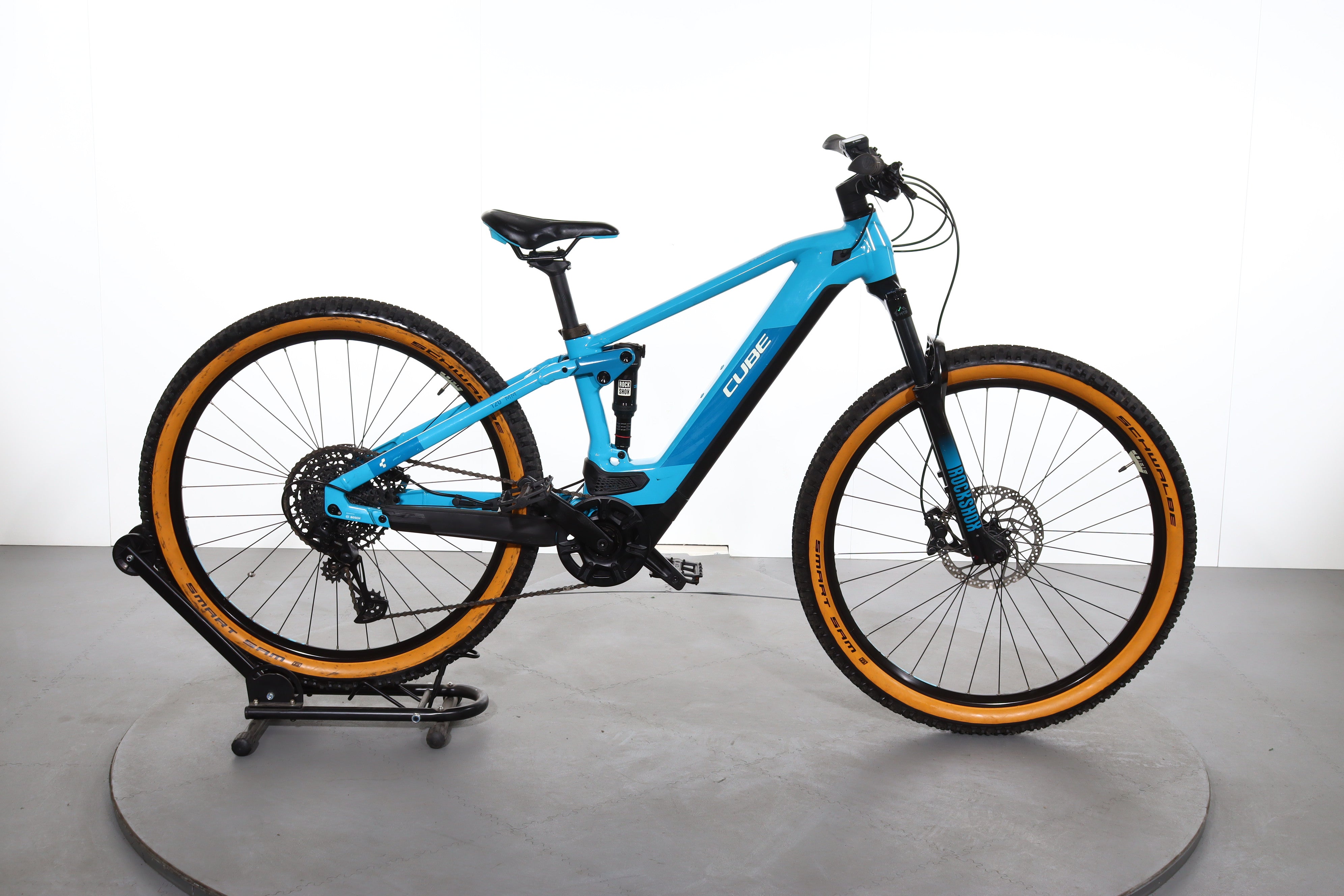 cube stereo hybrid 120 pro 625 petrol Cube Stereo Hybrid 120 Pro Electric Bike refurbished