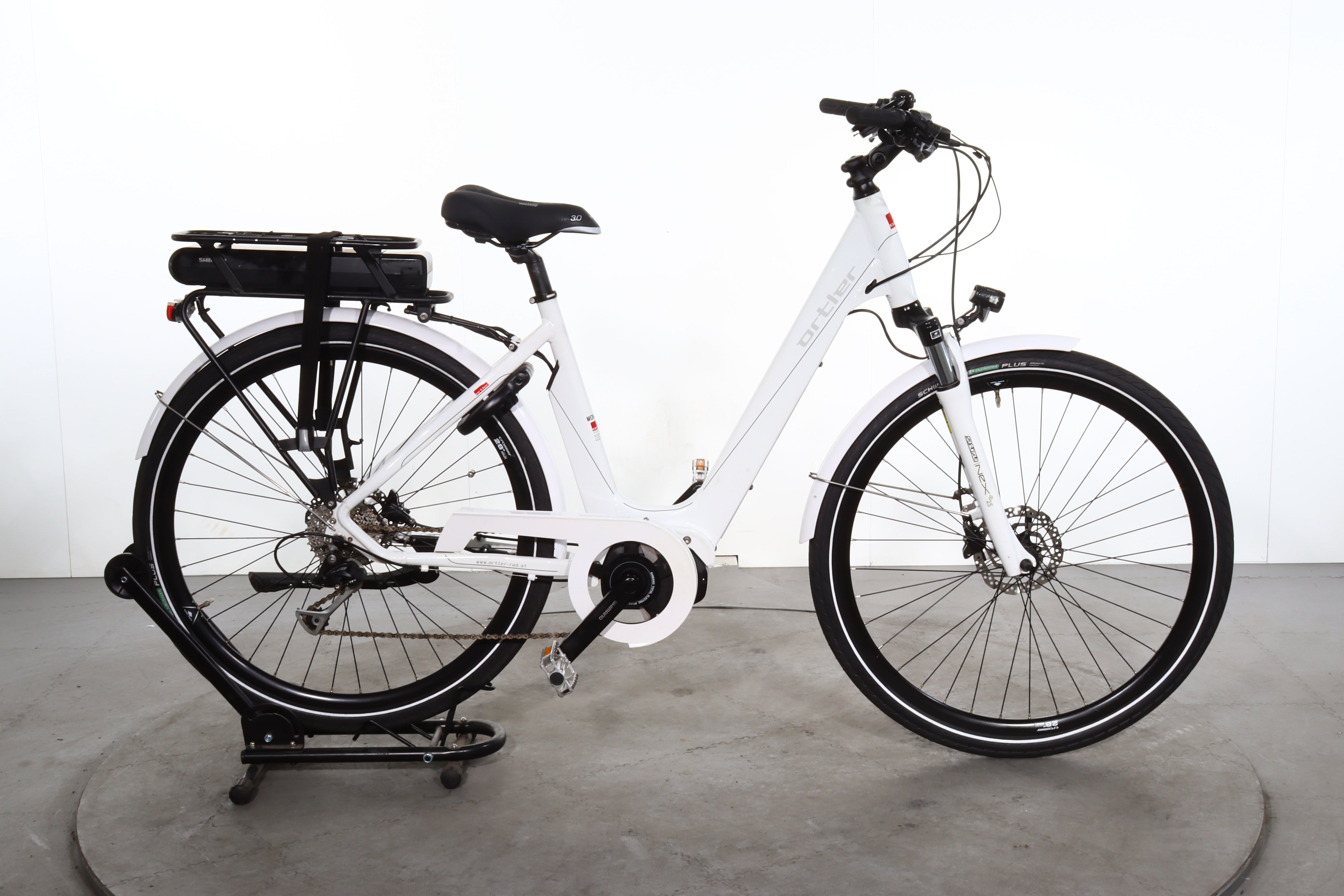 ortler urban bike Montana electric refurbished Colour:599X(Shiny Black/Smoke Mirror Silver Lenses) Headphone Amp Tubeless-Montage einfach und schnell: