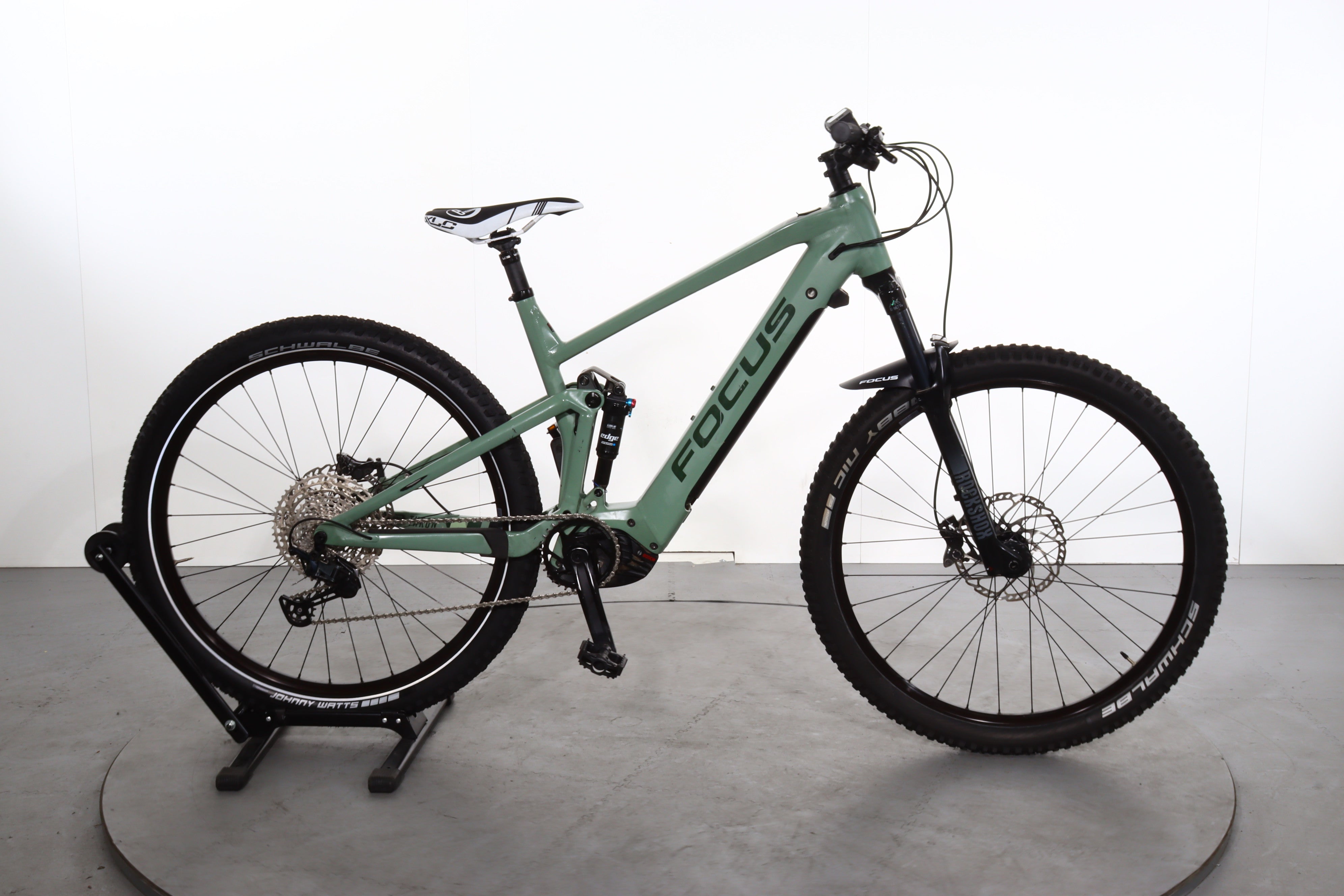 focus thron vs cube stereo hybrid Focus Thron2 6.8 electric bike refurbished