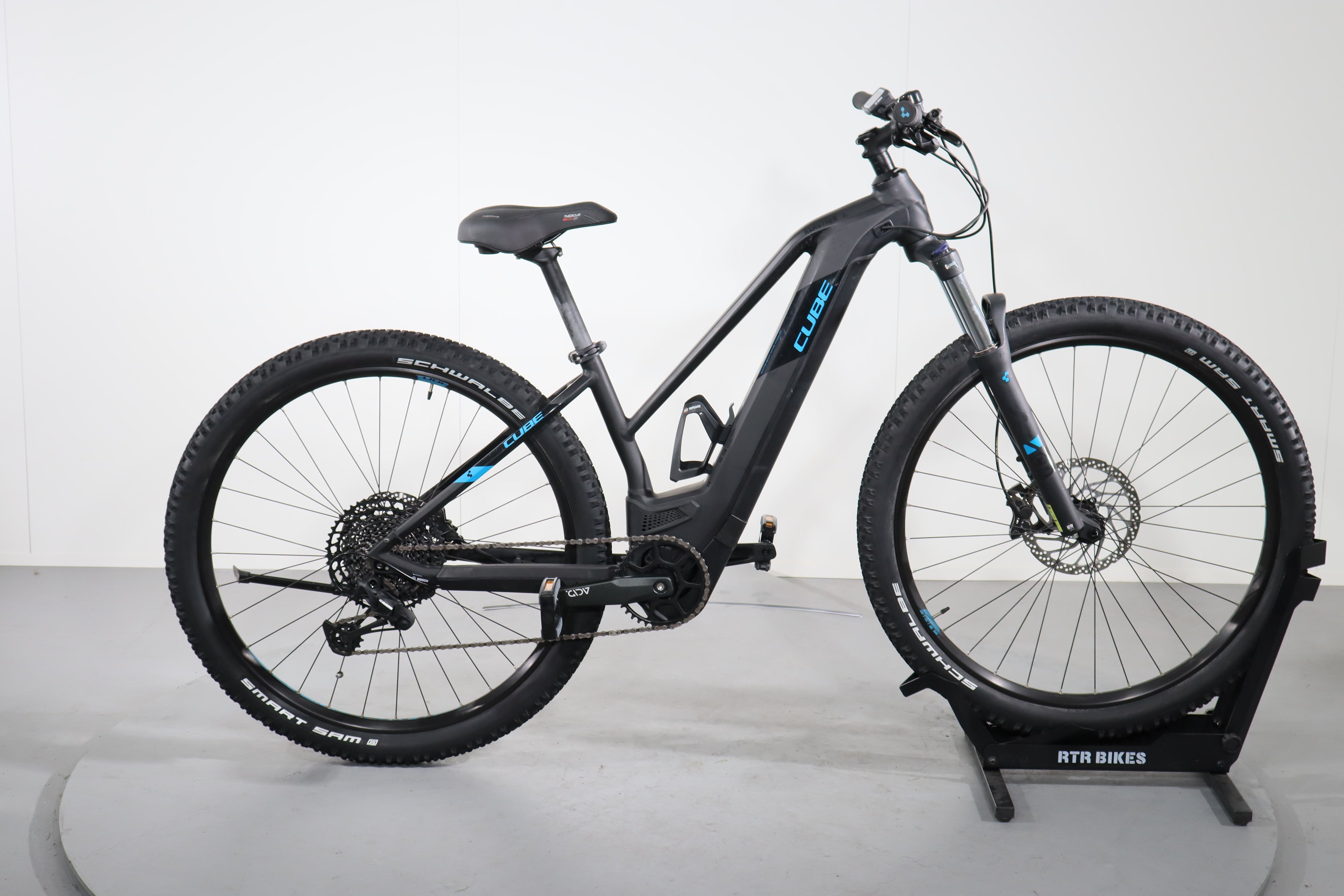 Vtt Cube Reaction Pro 2020 Cube Hybrid Bike 2020 2020 Cube