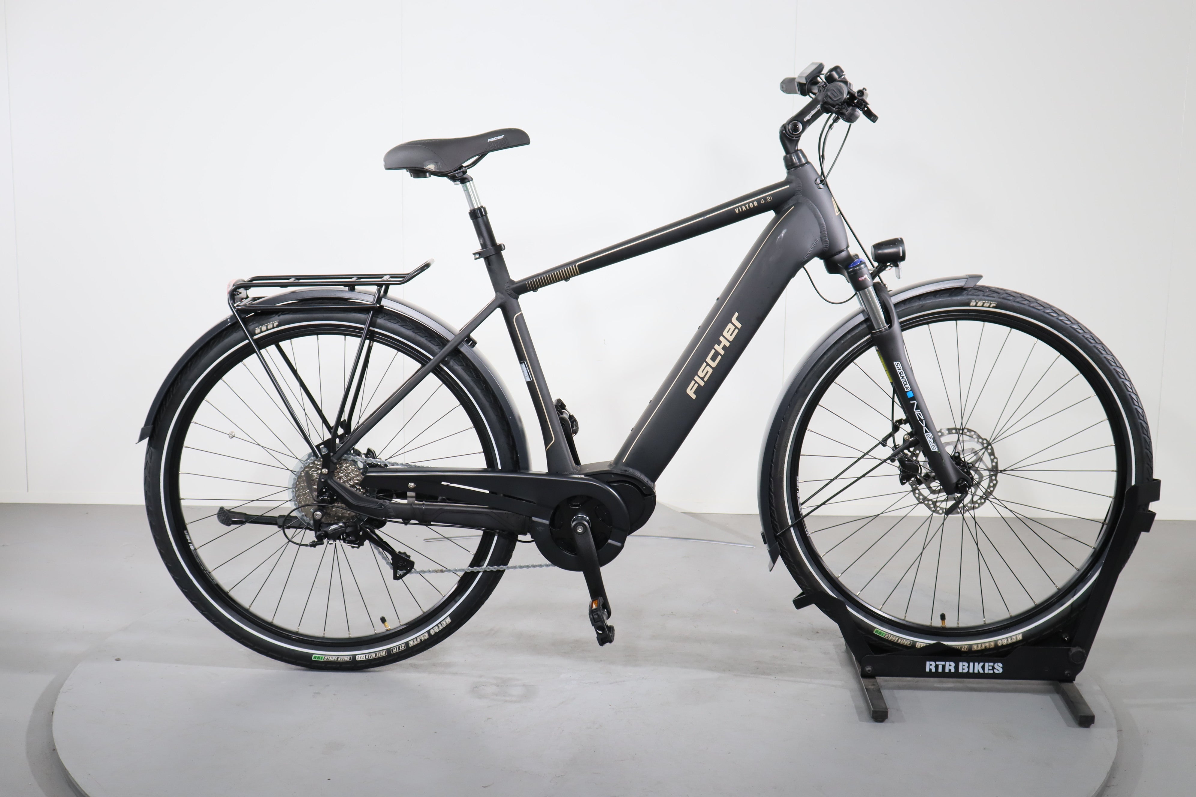 fischer trekking e-bike viator 4.1i Fischer Viator 4.2i 2025 refurbished electric bike