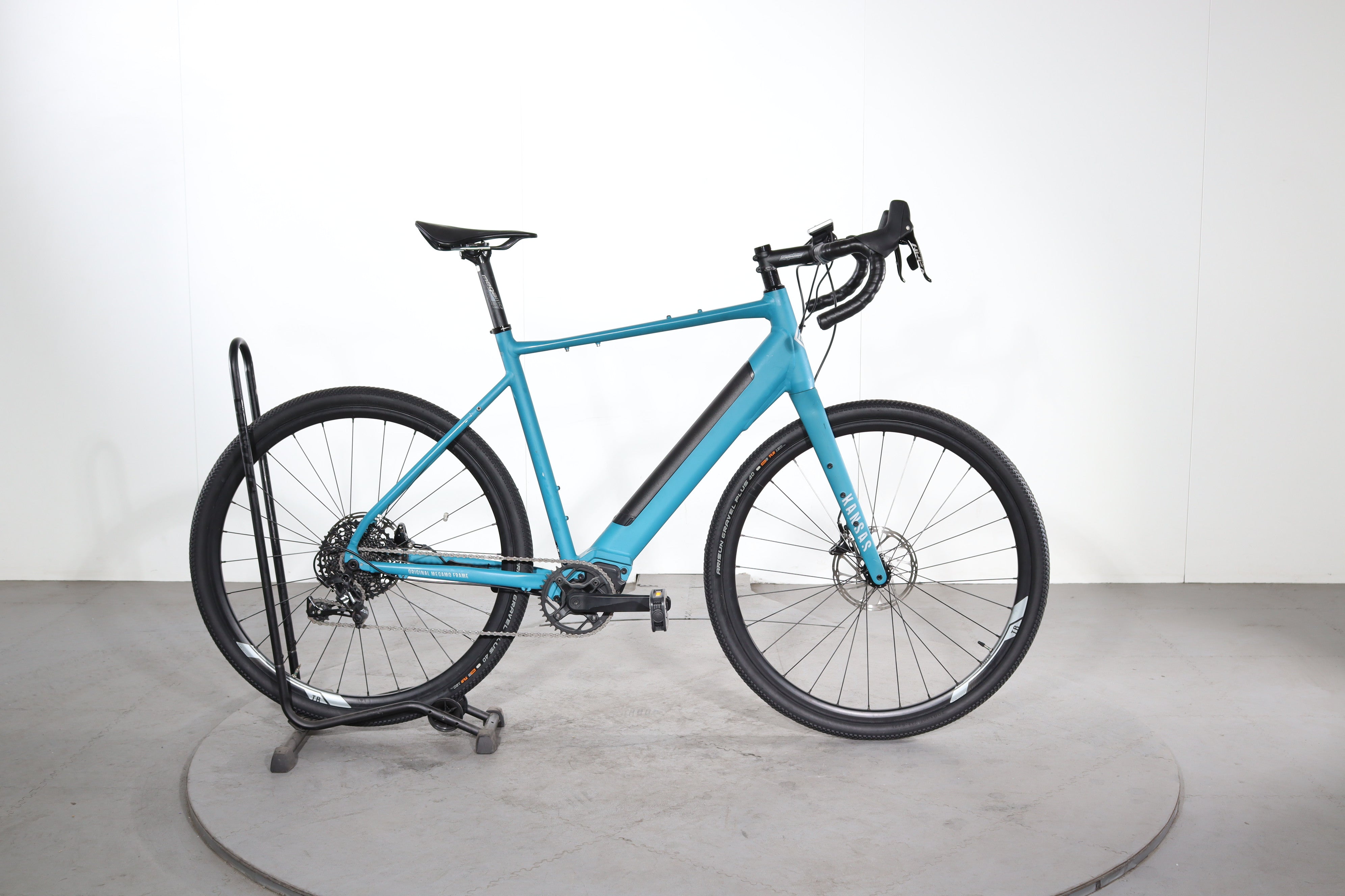 Megamo Kansas 2023 Electric Bike refurbished