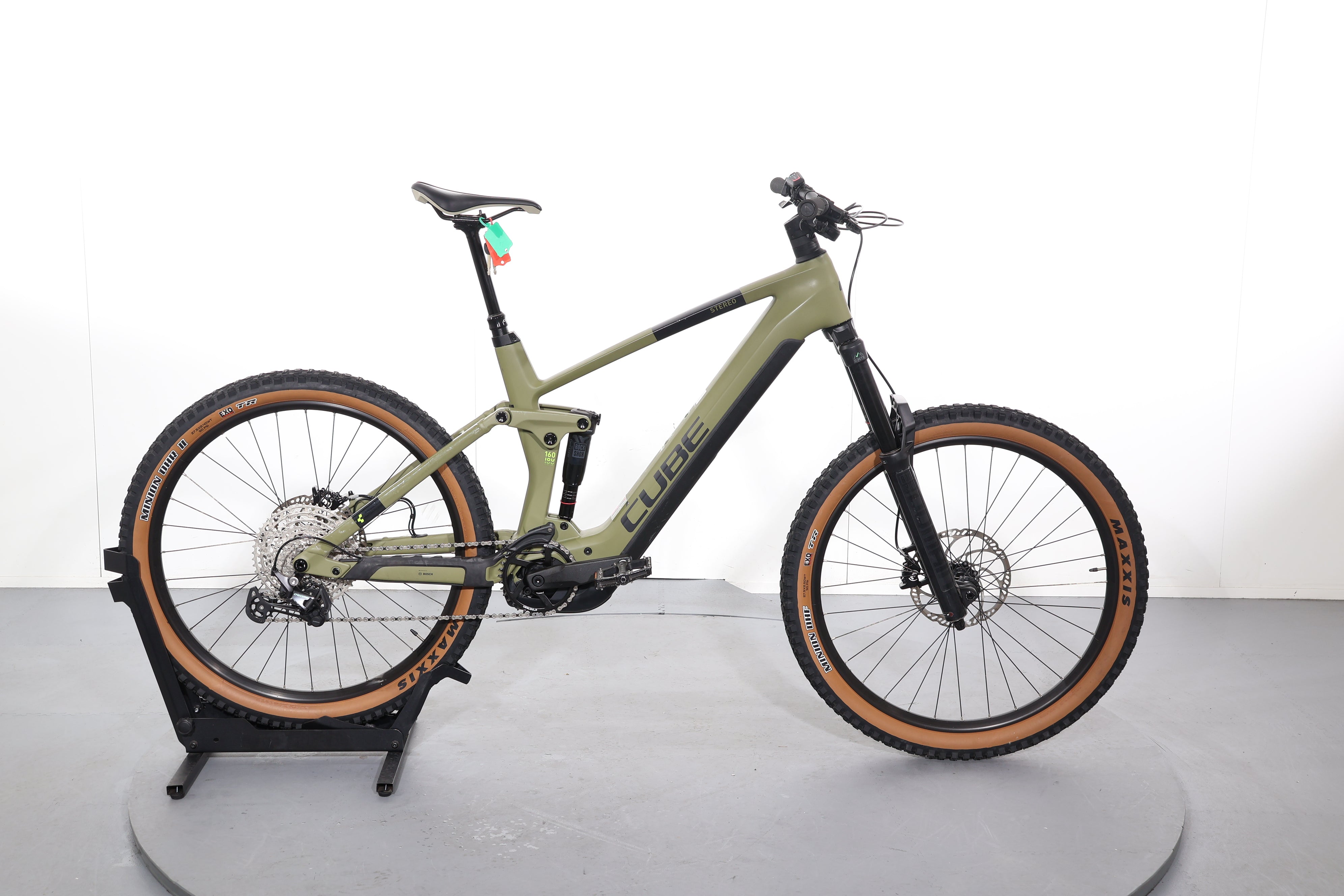 cube stereo hybrid desert 160 Hpc Race 750 27.5 2023 Electric Bike ( refurbished Leisten- & Schienenzubehör Grösse:XL (11) Wie lange hält sich