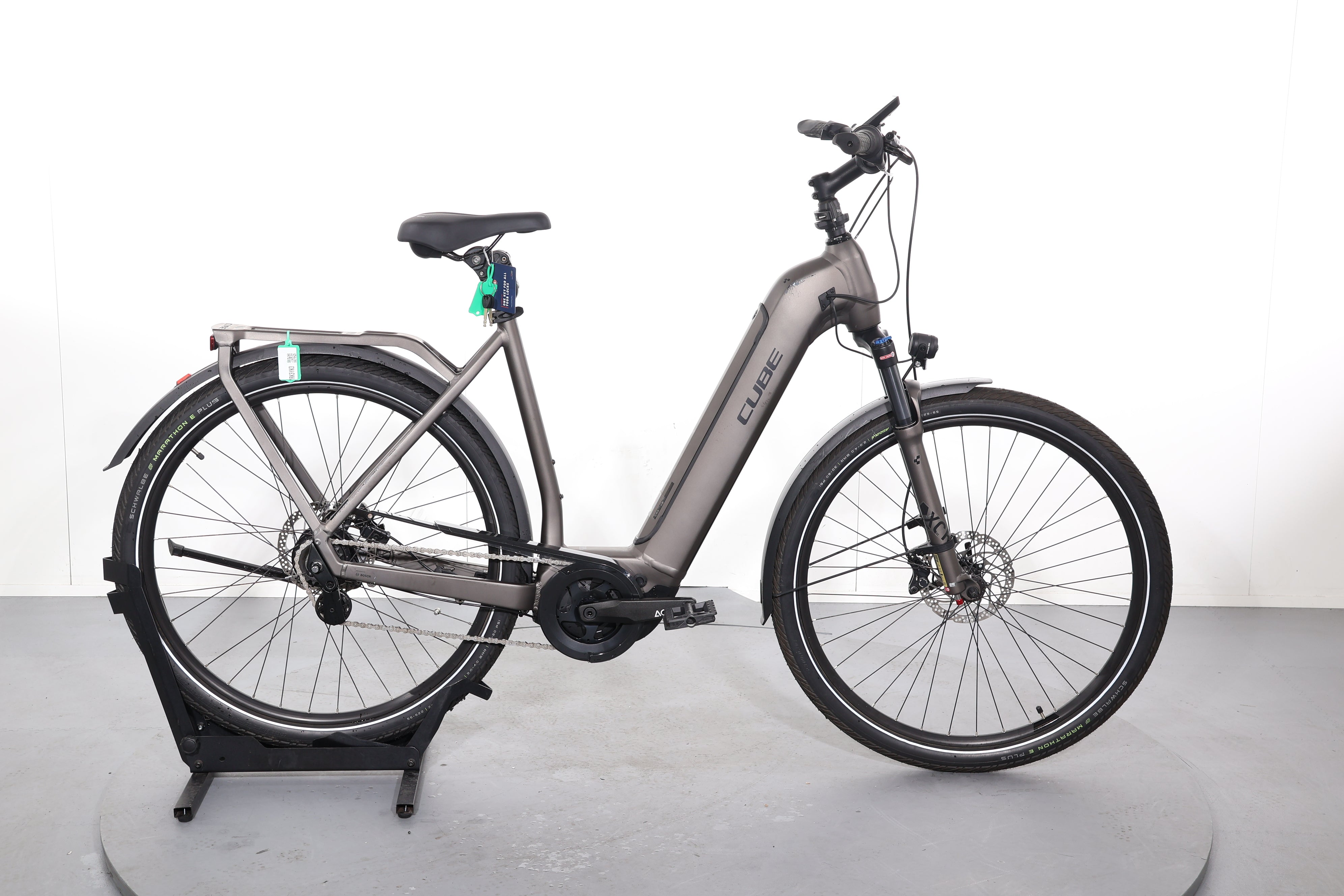 cube town hybrid e bike Sl 625 2021 Electric refurbished Titel:Standard-Titel Cube Reaction C:62 Race Ausverkauft