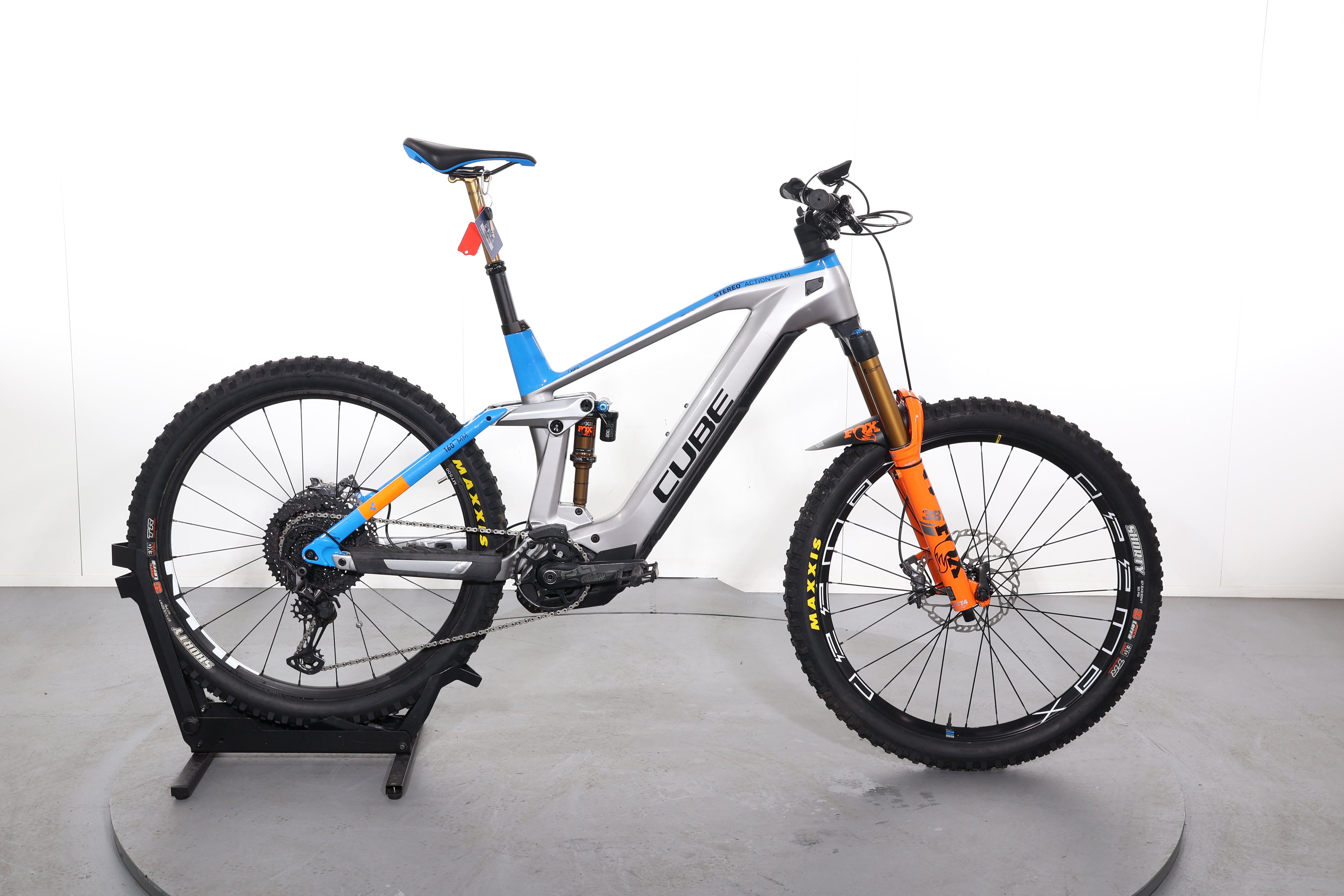 Cube Stereo Hybrid 160 Hpc Actionteam 625 27.5 Kiox 2020 refurbished Electric Bike refurbished