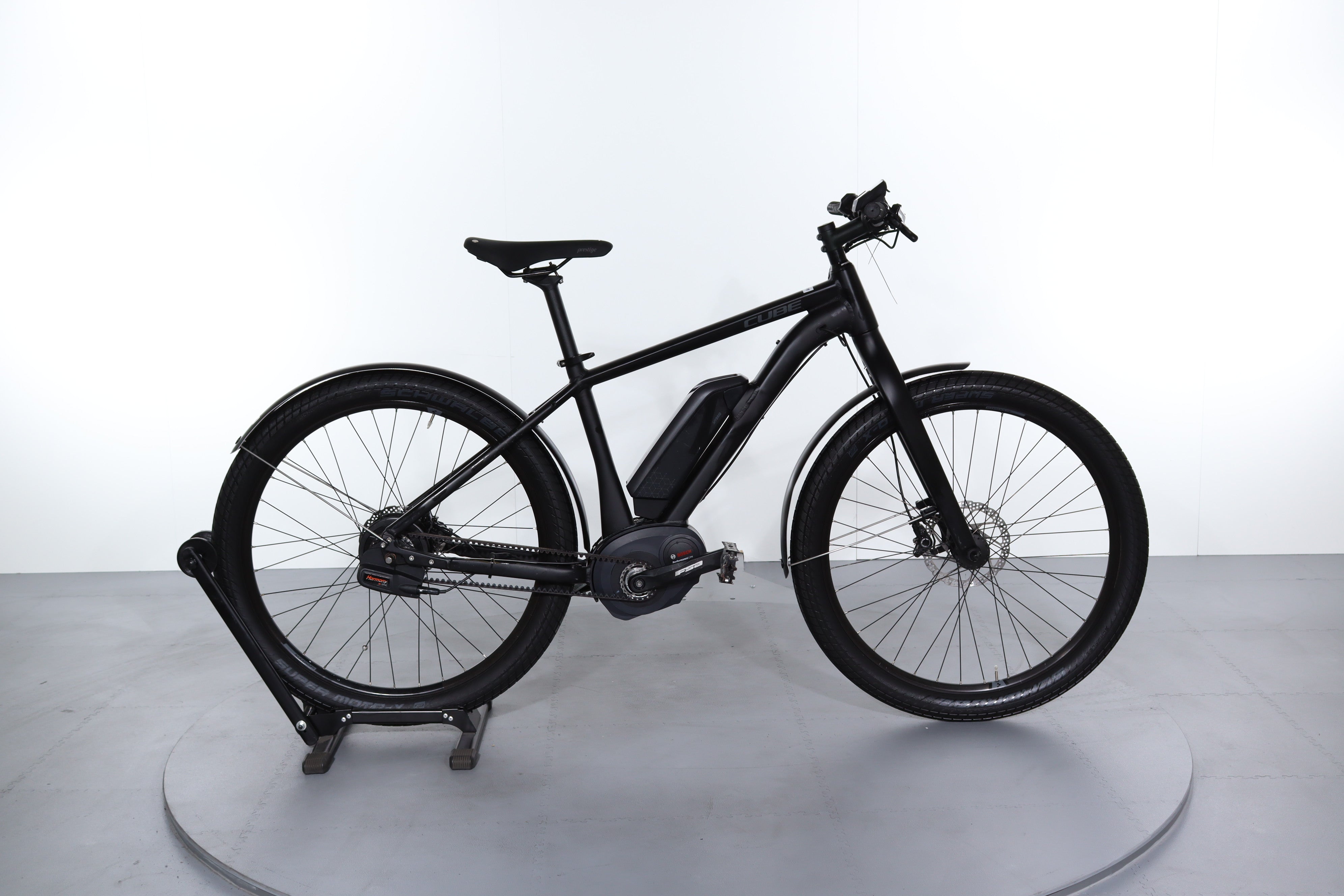 Electric bike Cube SUV Hybrid Race refurbished