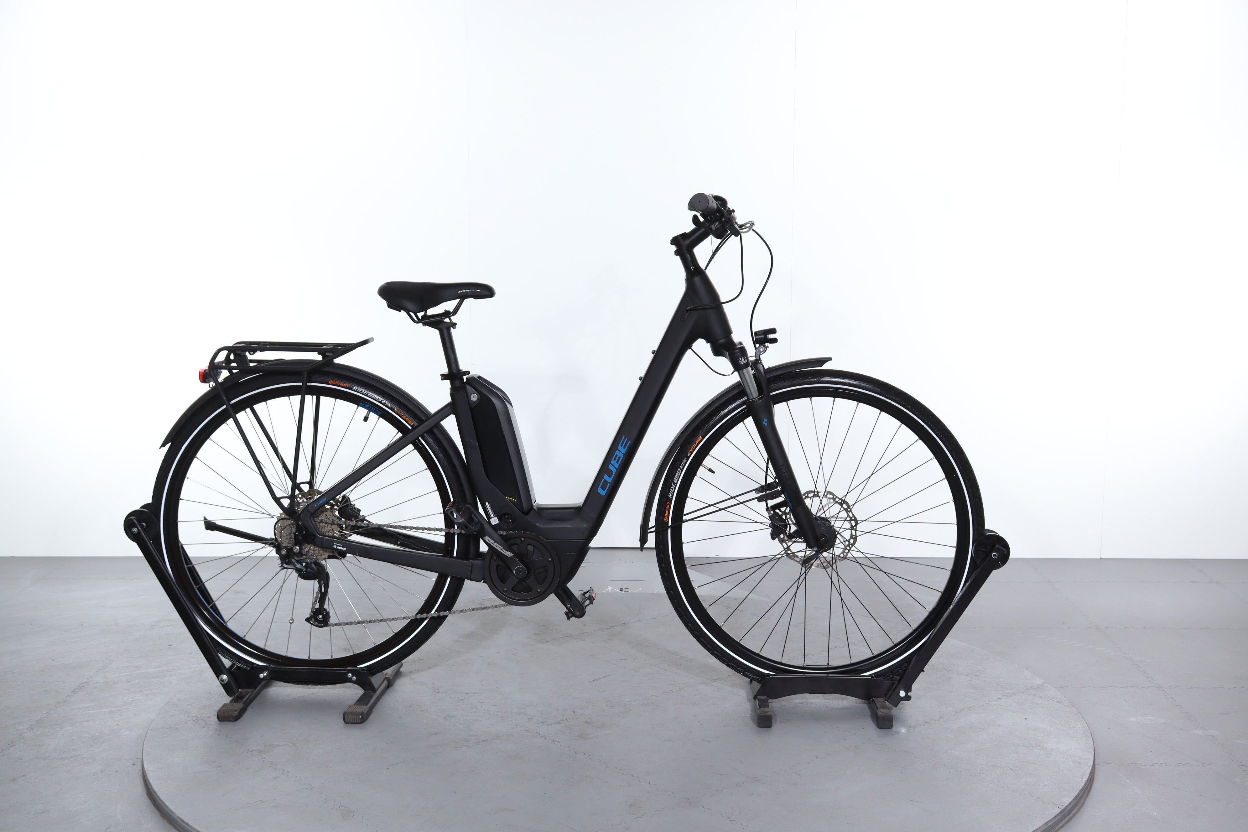 cube touring hybrid one 400 e-bike 2020 Electric bike Cube Touring Hybrid One refurbished