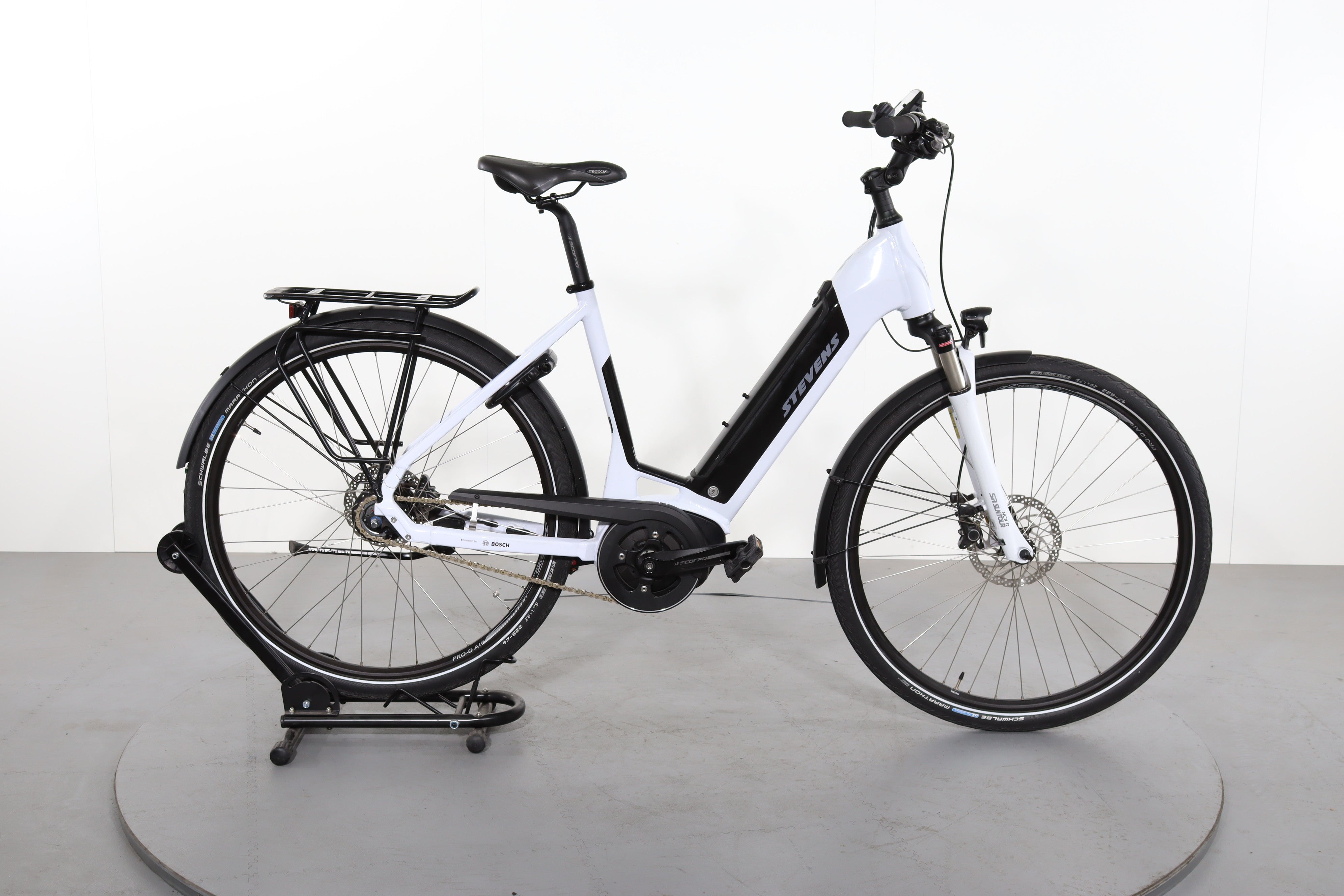 stevens e bikes trekking Stevens E-Courier PT5 electric bike refurbished