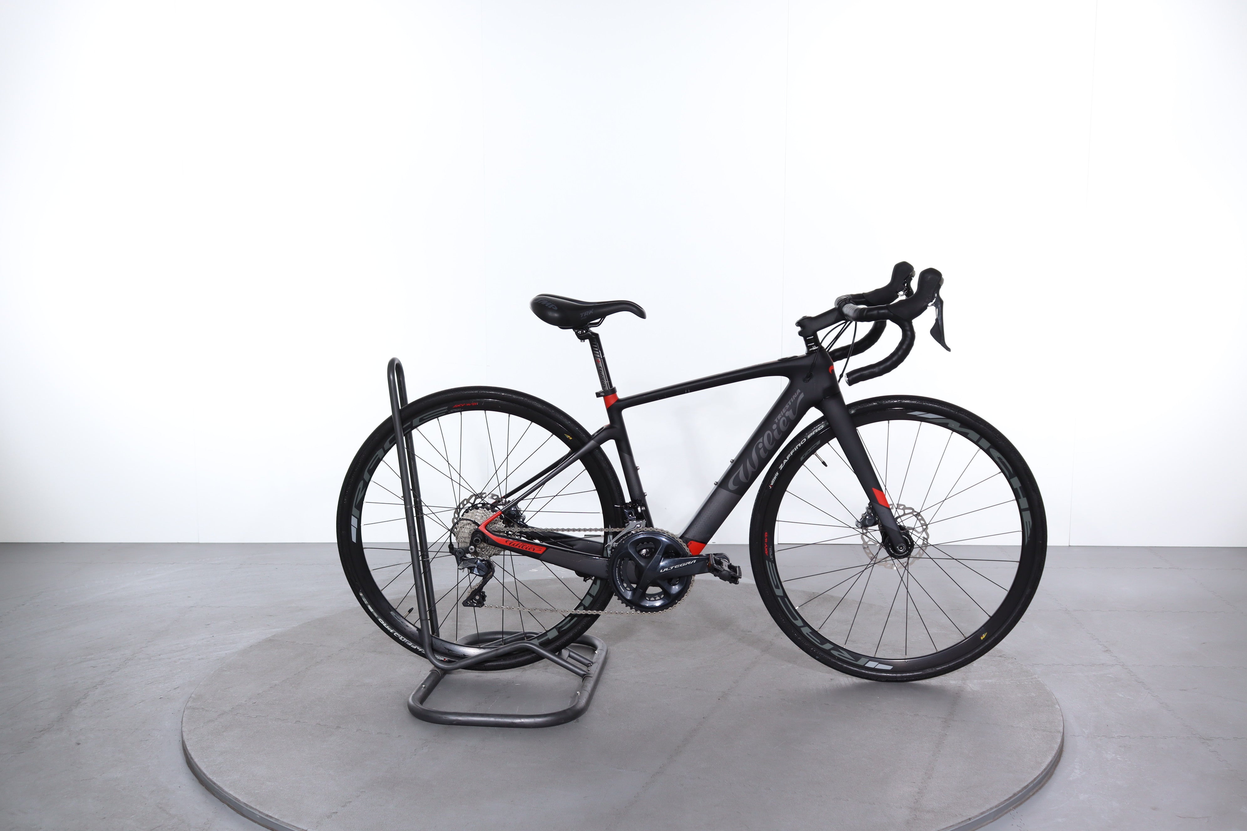 V lo lectrique Wilier Cento1 Hybrid reconditionn Upway