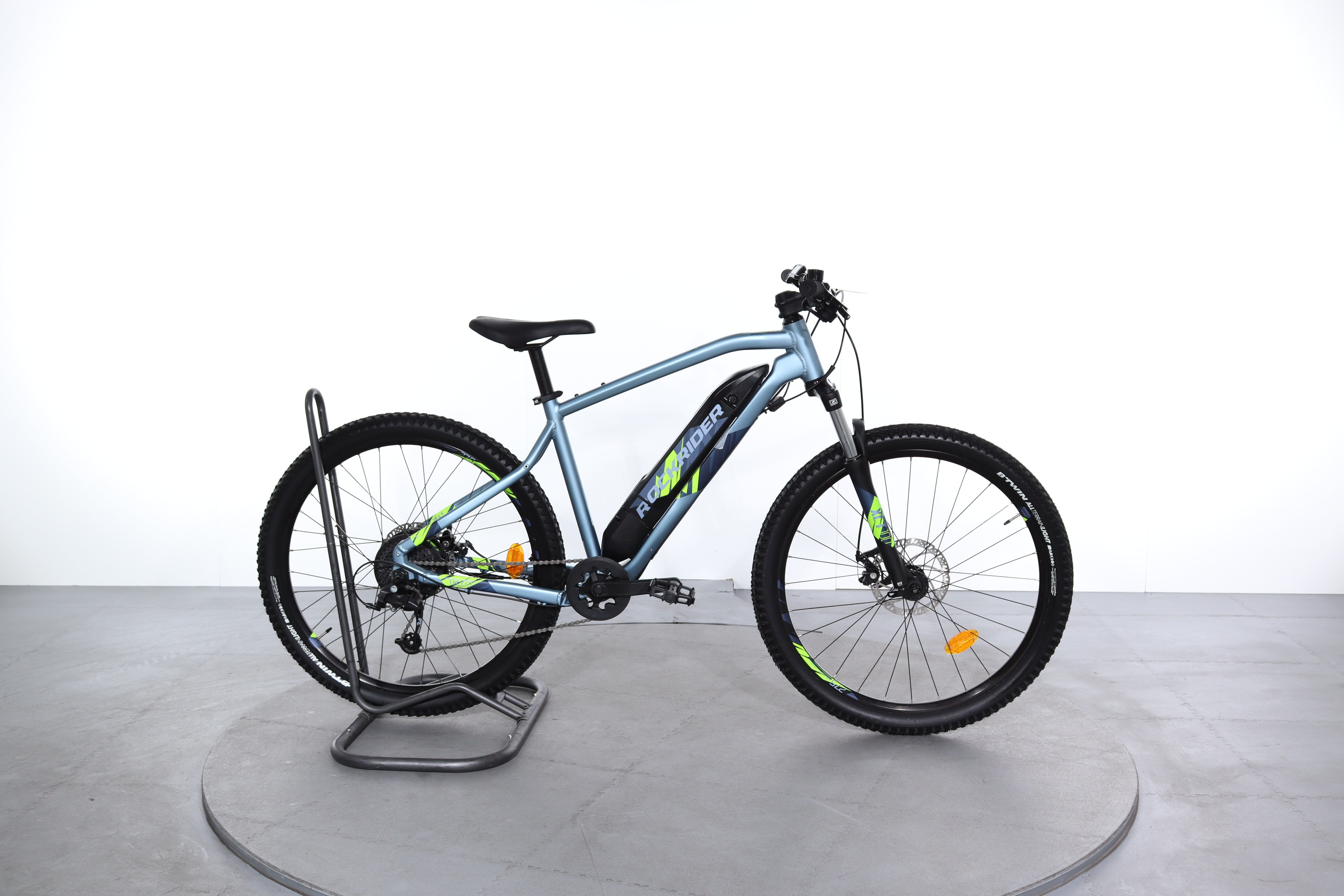 rockrider e-mountainbike e-st 100 27 5 zoll blau Rockrider E-ST 100 electric bike refurbished