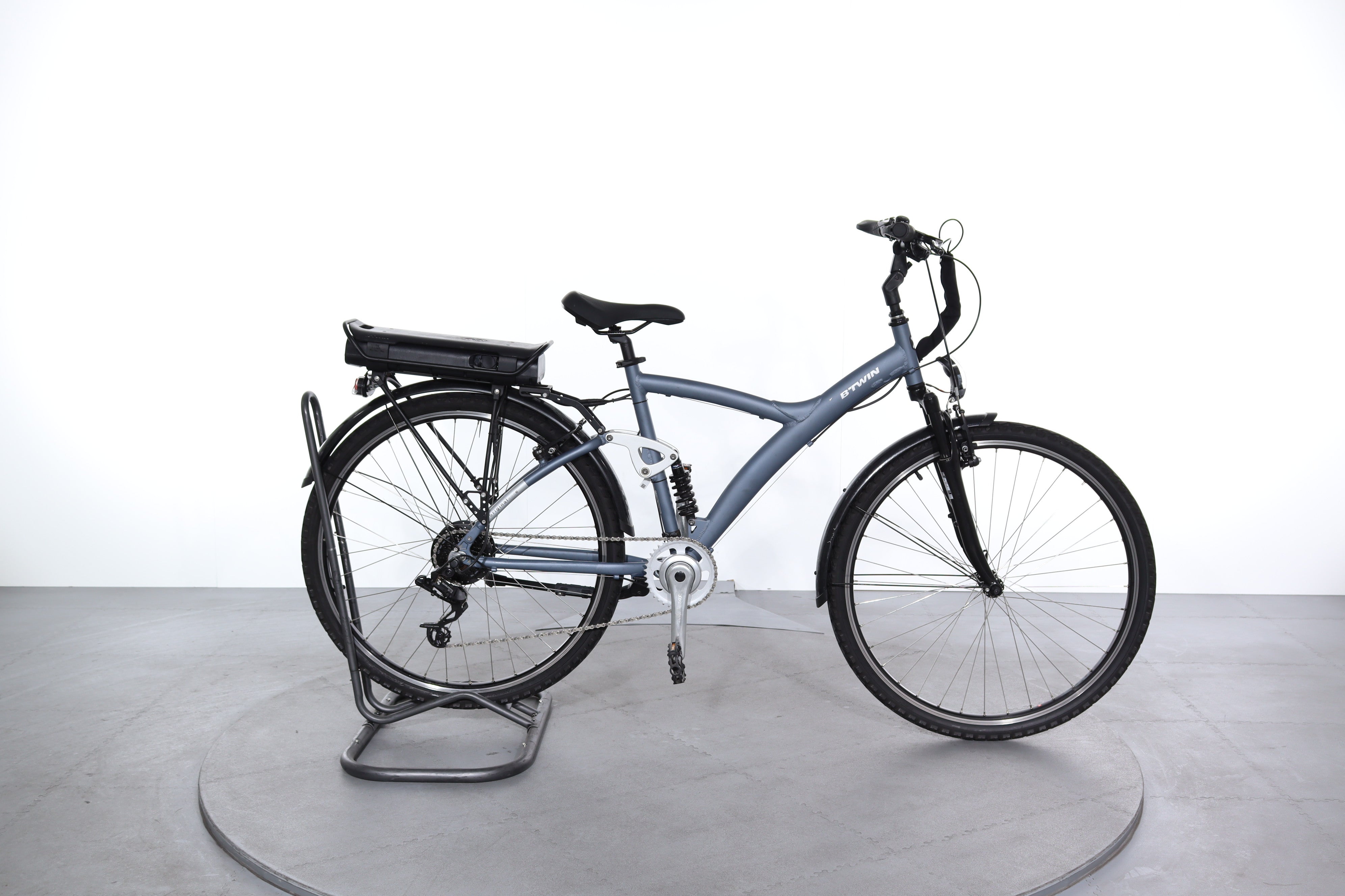 Vélo VTC B'Twin 7 tout suspendu 2011 Vélo VTC B'Twin 7 tout suspendu 2011